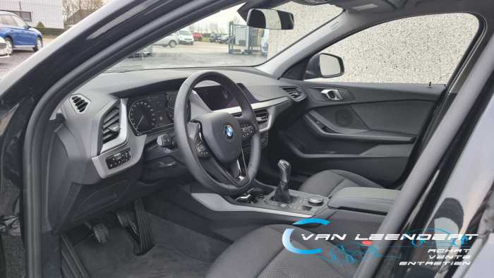 BMW 116d  F40,GPS,CARPLAY,CLIM,16800€ TVAC ! GARANTIE! 