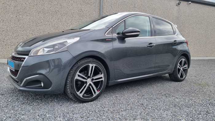 Peugeot 208 1.2 GT Line ,CLIM,TO,38.000km !! GARANTIE!! 