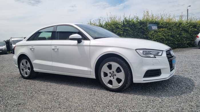 Audi A3 30 TFSI S-TRONIC,CAM,GPS,17" !GARANTIE!  