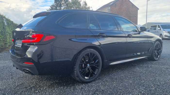 BMW 518d Touring dA MHEV,M technic,19",CAM,LAZER,! 